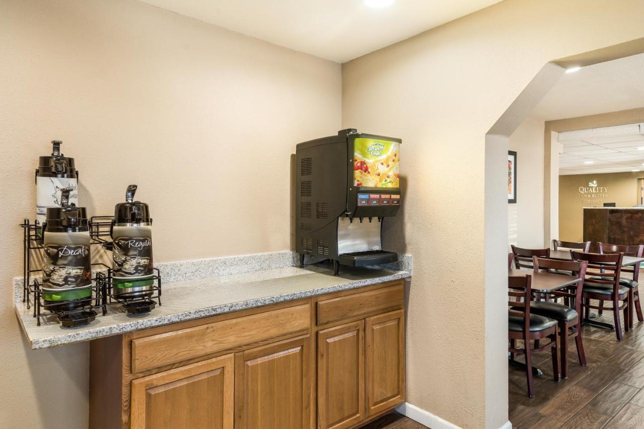Quality Inn & Suites Near Nas Fallon Exteriér fotografie