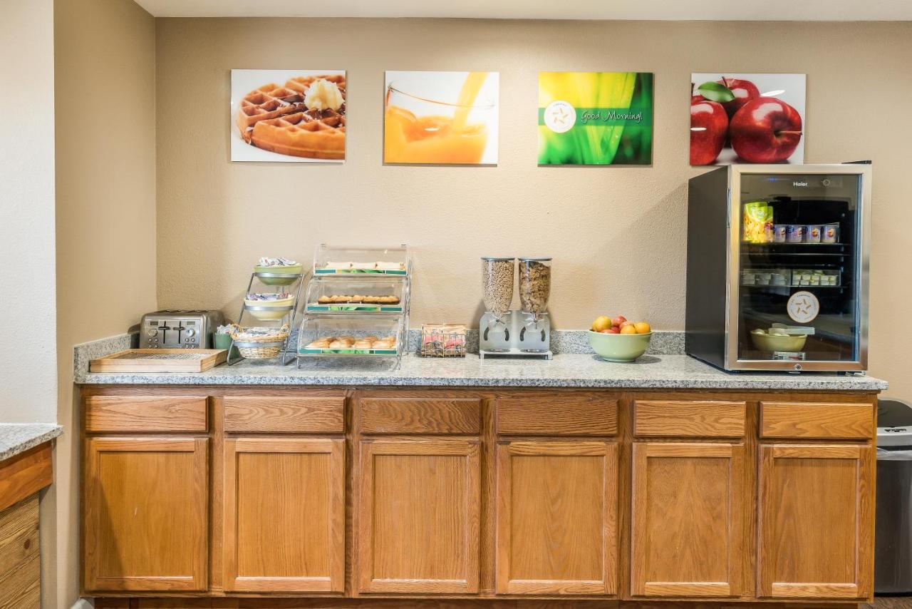 Quality Inn & Suites Near Nas Fallon Exteriér fotografie