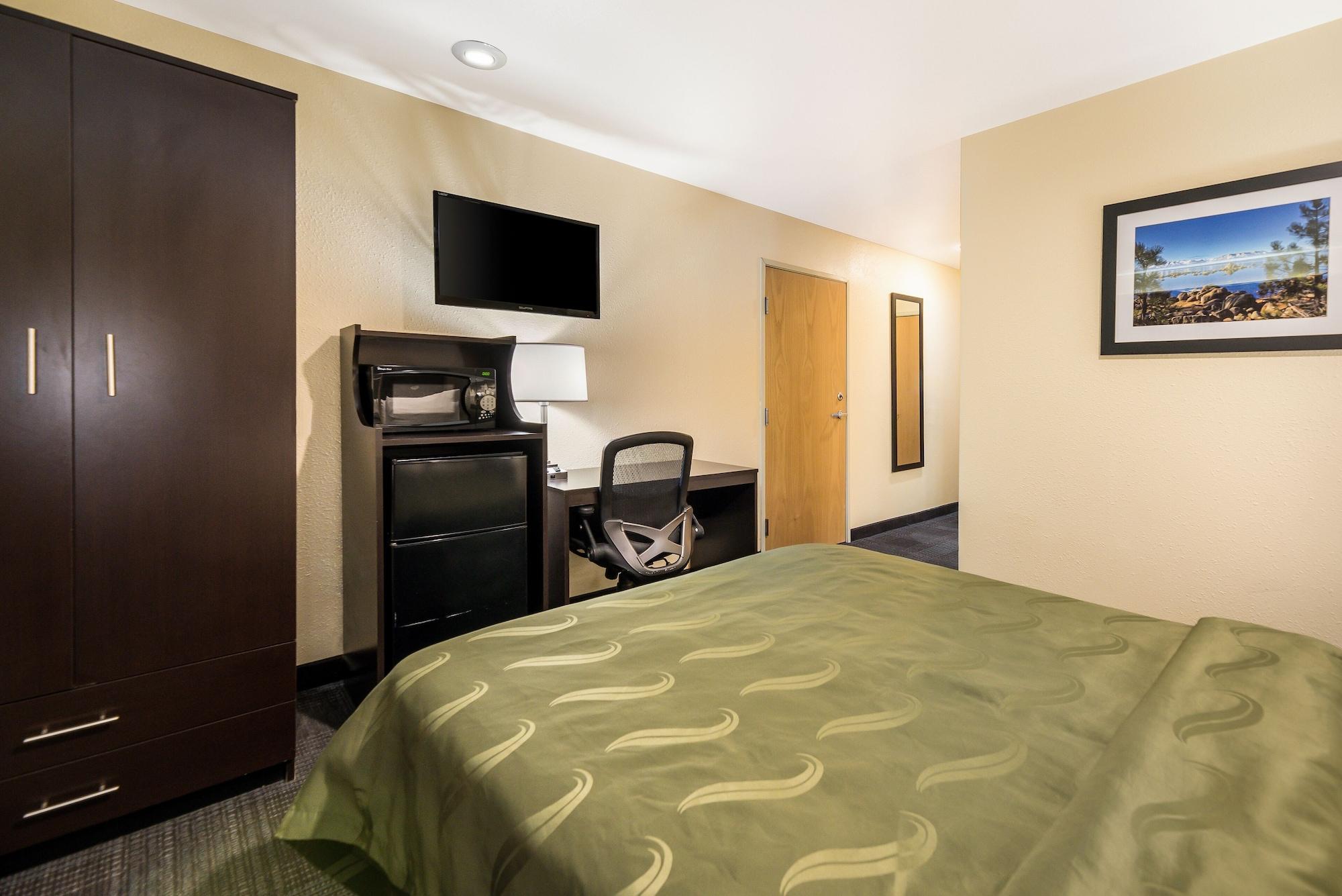 Quality Inn & Suites Near Nas Fallon Exteriér fotografie